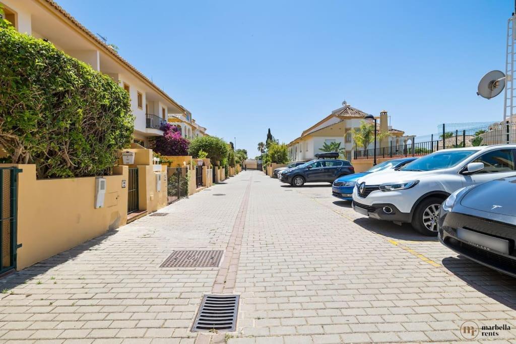 Costabella Townhouse Near The Apartment *