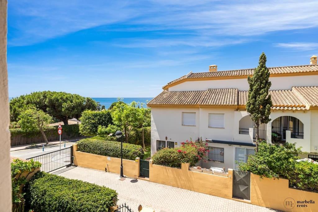 Costabella Townhouse Near The